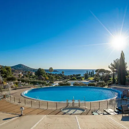 L'esquinade - P3 115 By Interhome דירה *