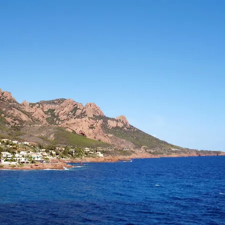 L'esquinade - P3 115 By Interhome דירה