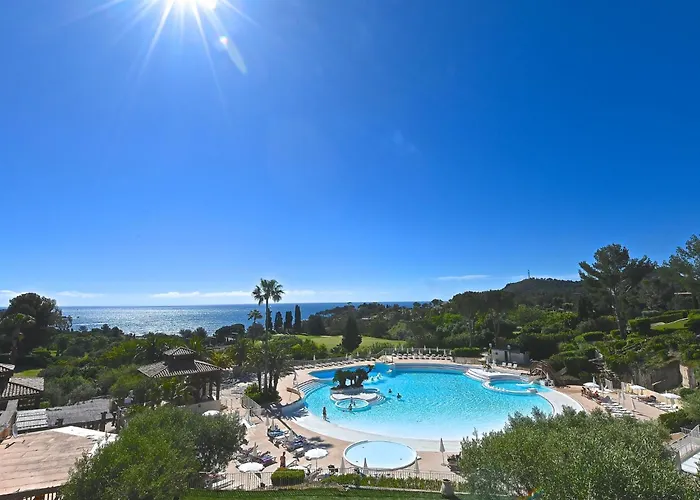 Апартаменты L'esquinade - P3 115 By Interhome *