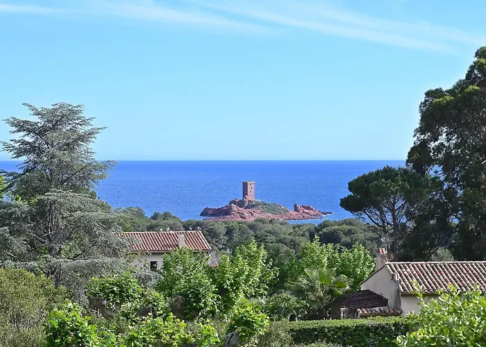 Apartamento L'esquinade - P3 115 By Interhome Saint-Raphaël