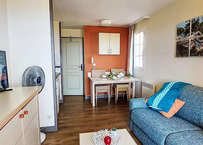 Apartamento L'esquinade - P3 115 By Interhome Saint-Raphaël